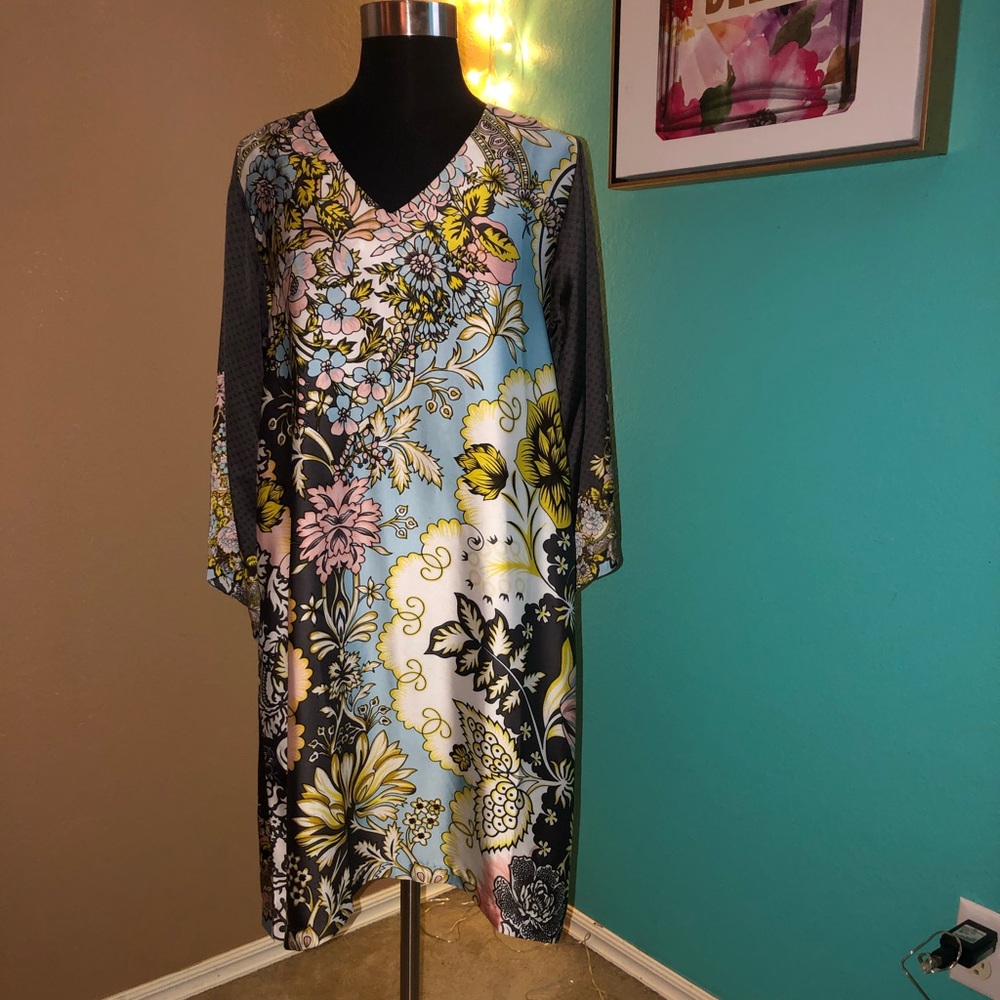 PAKISTANI DESIGNER KHAADI SILK TOP